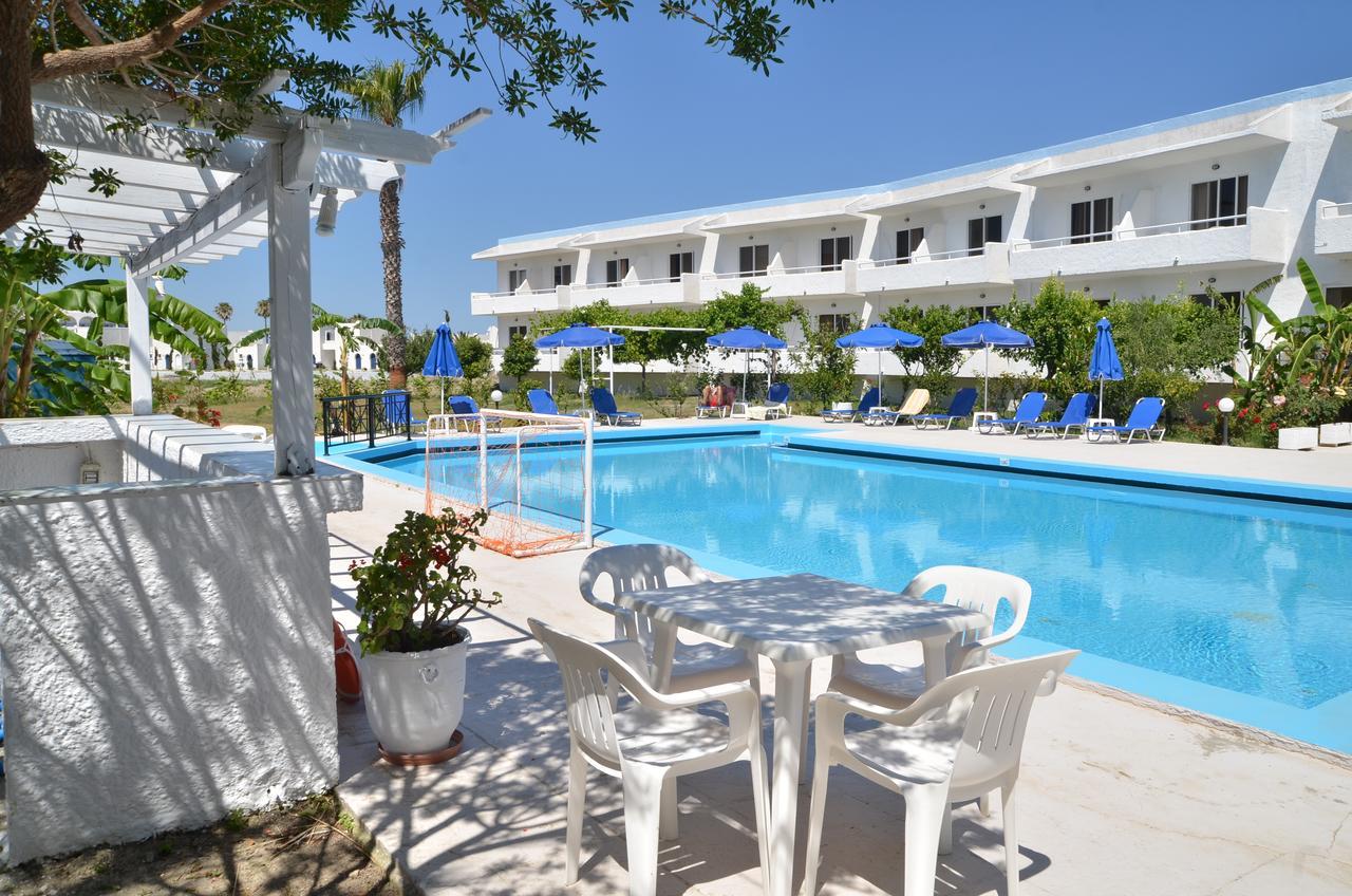 Costa Angela Seaside Resort Exterior foto
