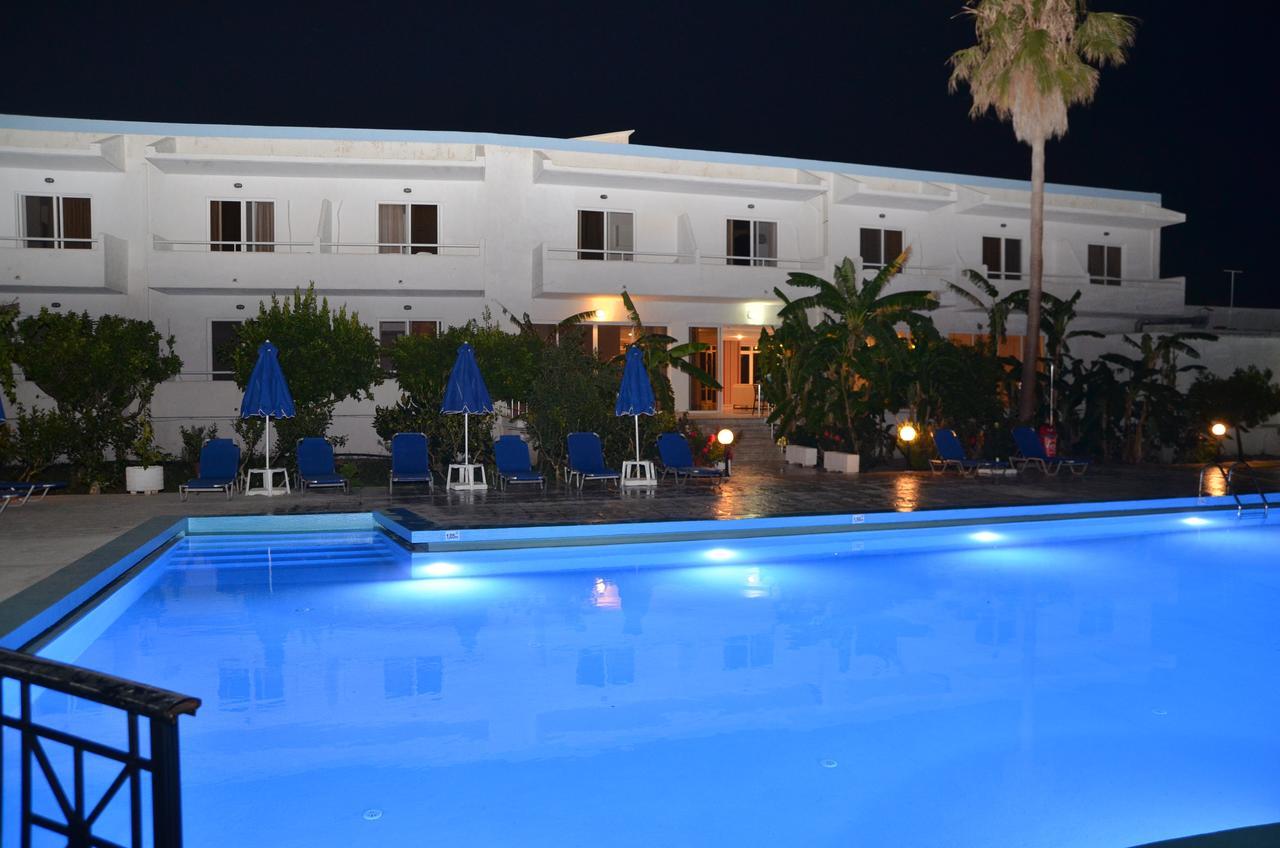 Costa Angela Seaside Resort Exterior foto