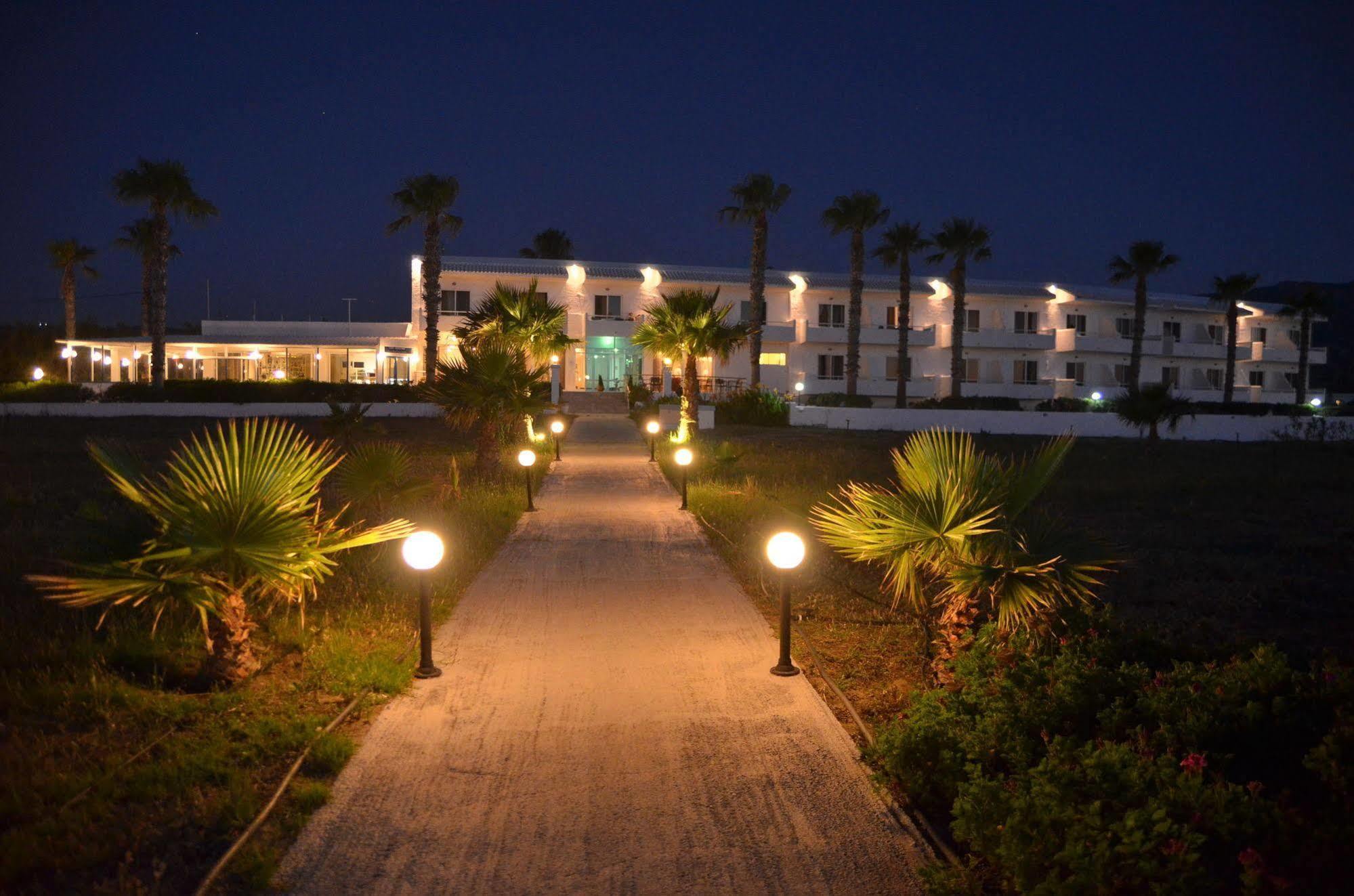 Costa Angela Seaside Resort Exterior foto